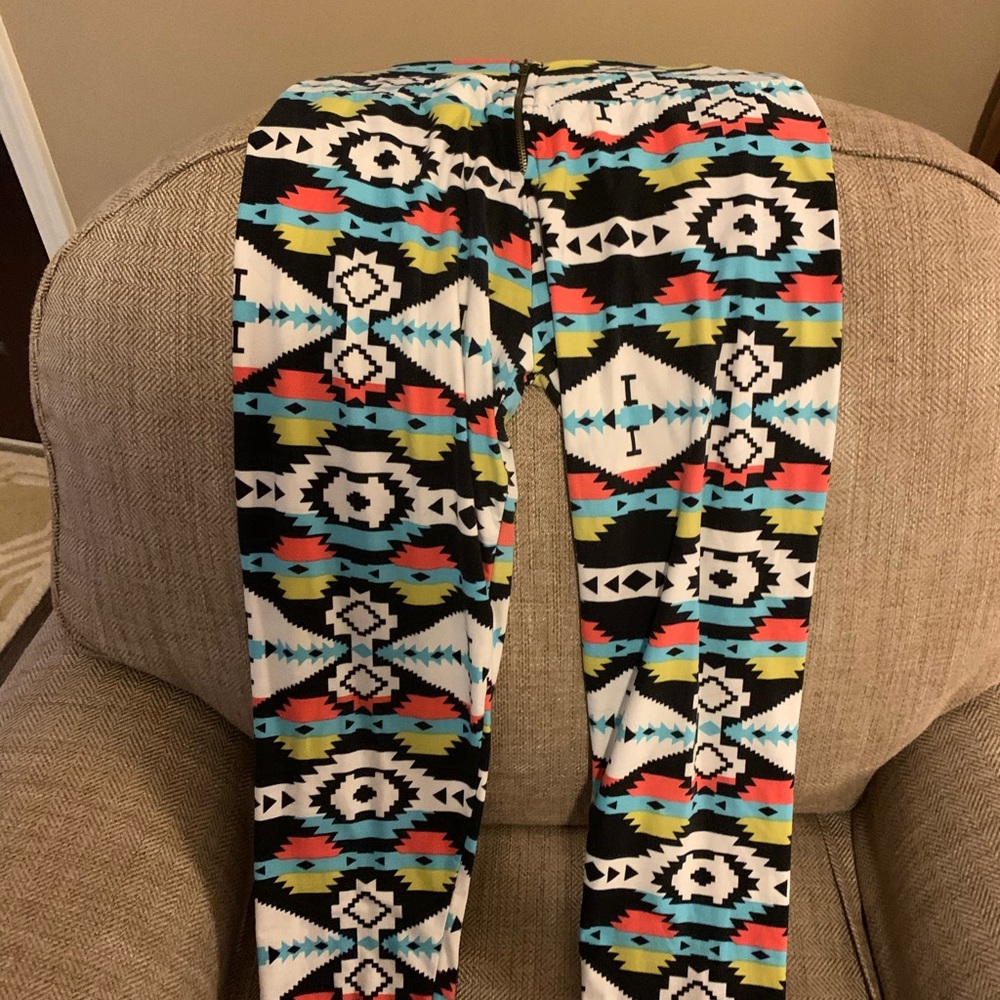 Super cute leggings!